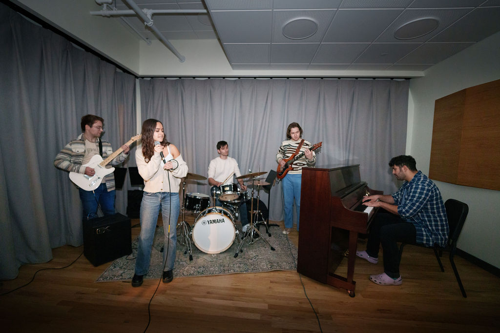 Band Image